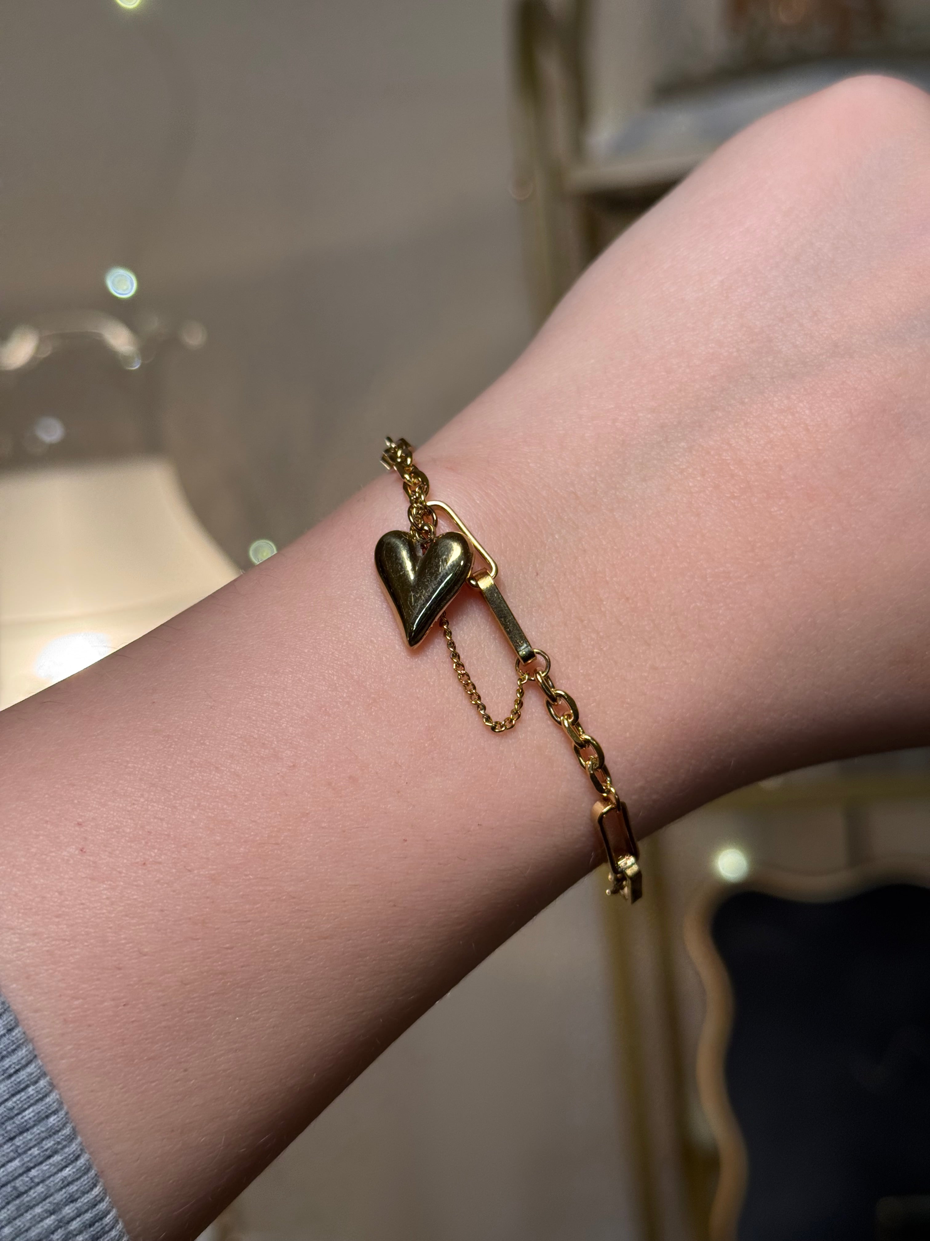 Chain Link Love Heart Gold Plated Bracelet